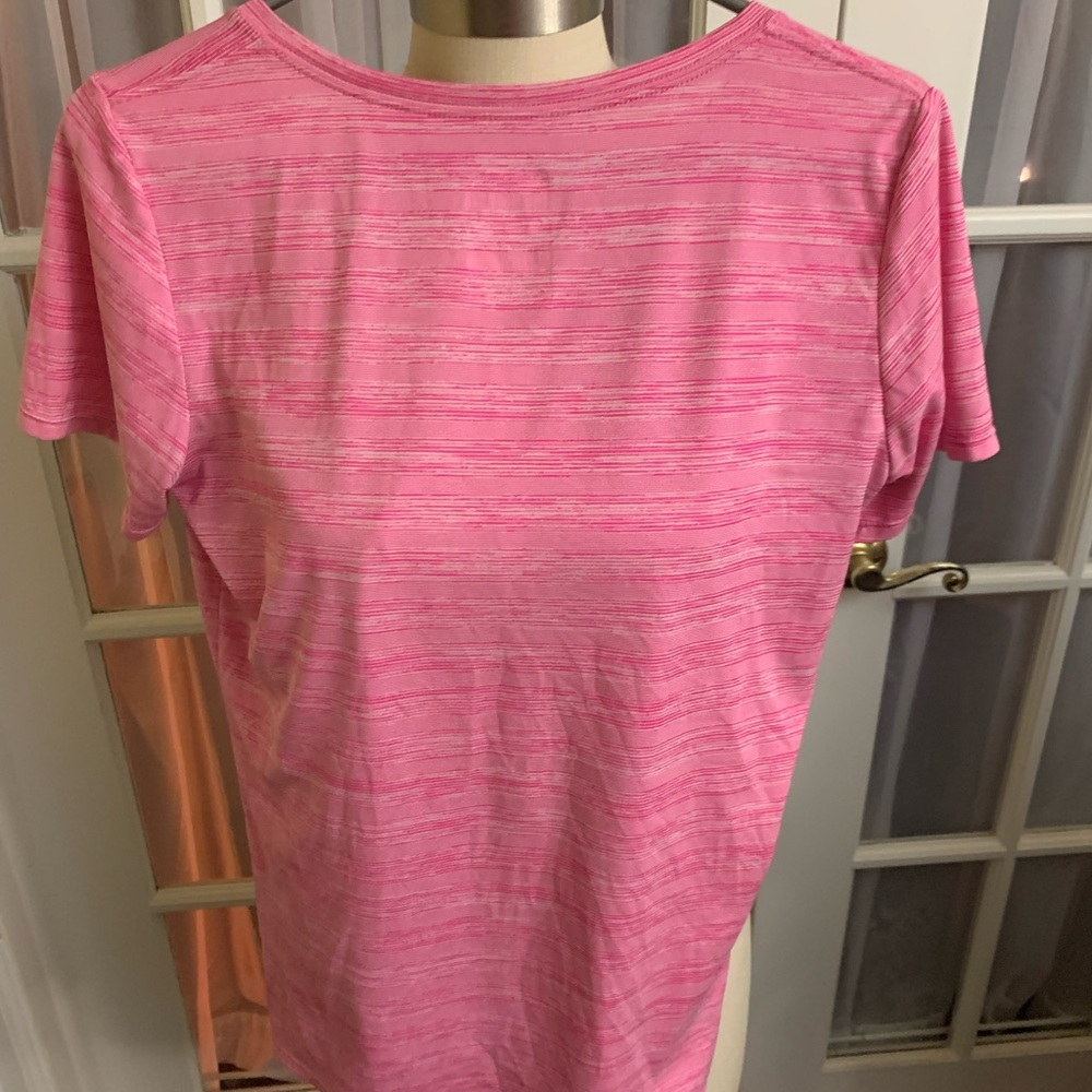 THE NIKE TEE ATHLETIC CUT - Picture 6 of 9